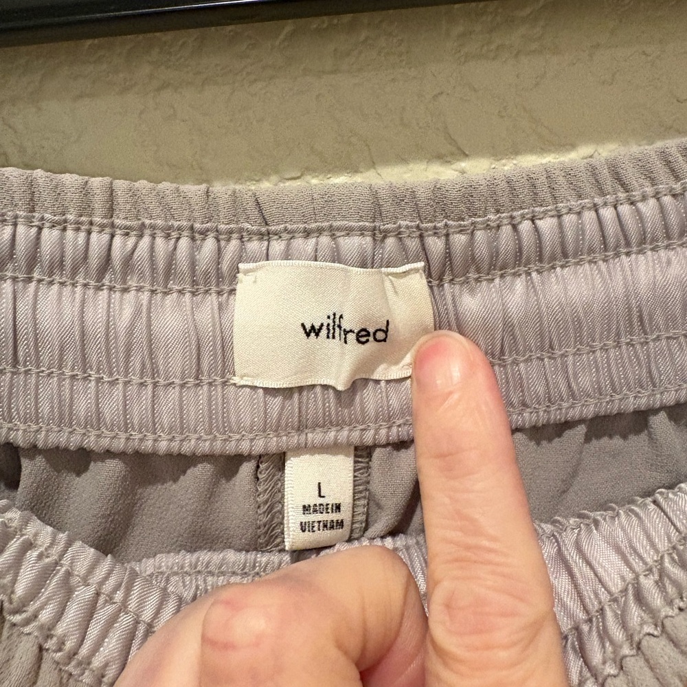 Wilfred Lodge Pants size large slacks aritzia - Picture 4 of 10